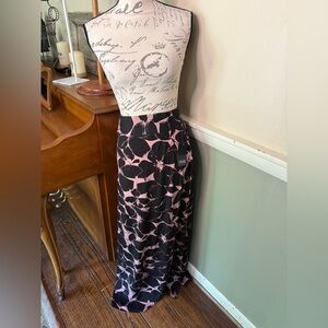 a.n.a Black and Tan Trumpet Maxi Skirt 55.00 ‼️FINAL SALE
